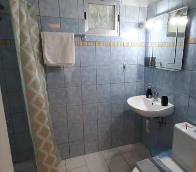 Evelyn Home Limenas  Luaran gambar